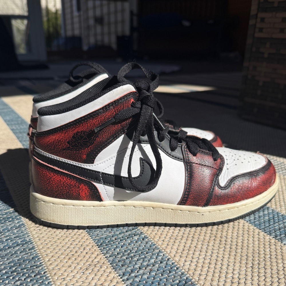 Nike Women's High-Top Sneakers - Red and White